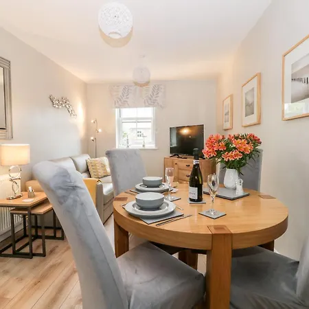 Nett's Coastal Escape * Filey